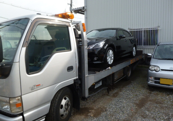 オルタネーター外して外せるか？と思ったら大間違い。サブフレーム外して、エンジンマウント切らないと取り出せません。